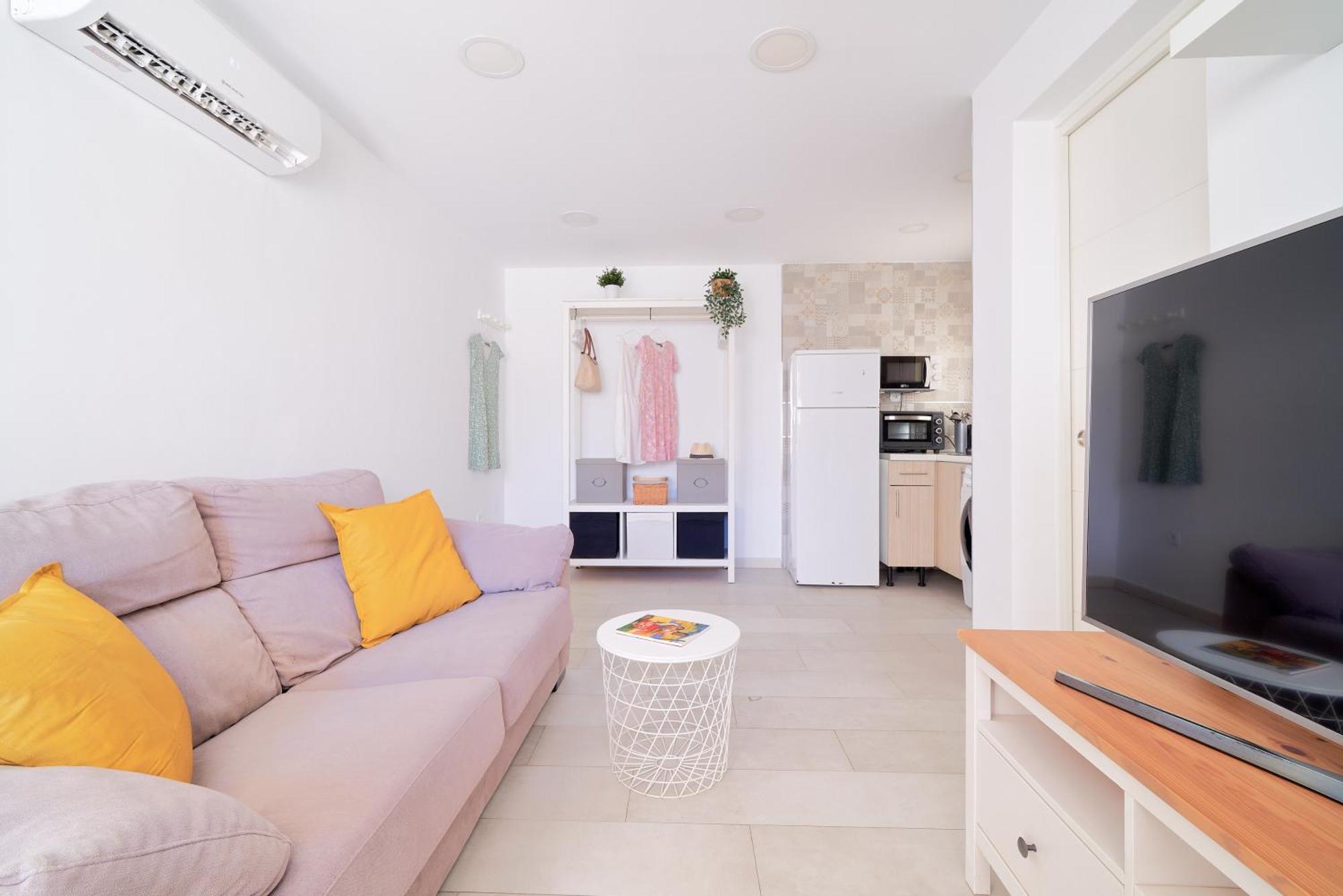 Romantico Estudio En La Playa De Pedregalejo By Alterhome Malaga Exterior photo